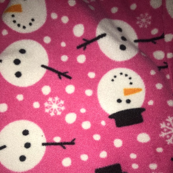 Matching snowman pj set! - Picture 2 of 3